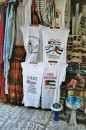 Tee-shirt en vente au Souk (2) * 512 x 768 * (165KB)